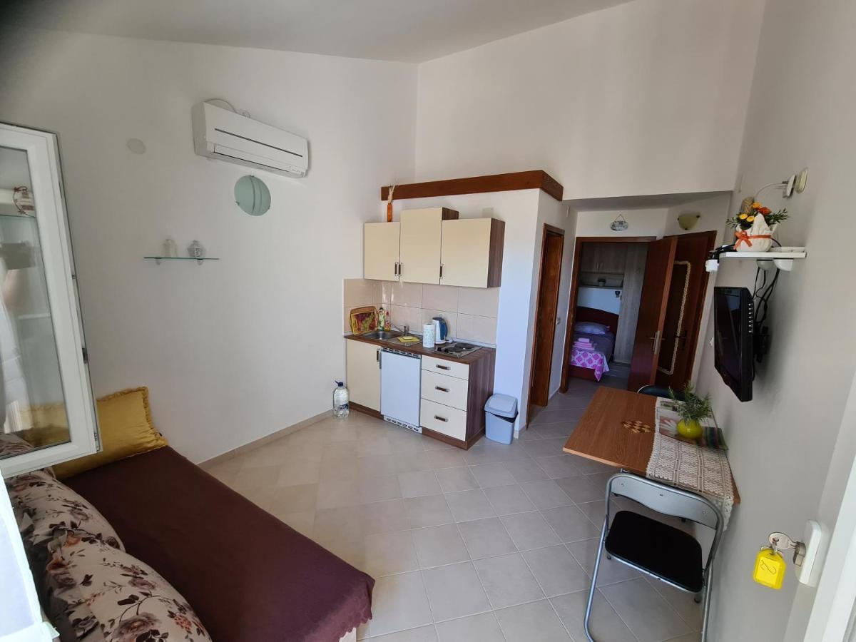Apartmani Bozana Viganj Exterior photo